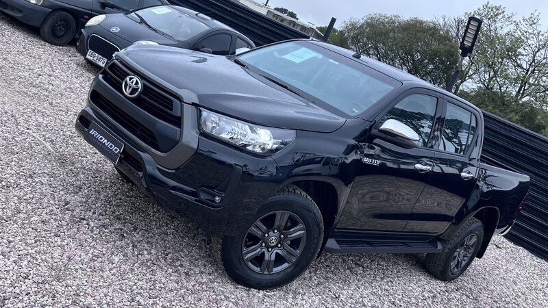 Toyota Hilux 2023